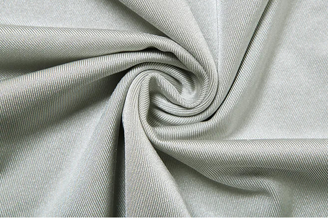 Robe creuse irrégulière femmes froncé col diagonale manches courtes fentes sans taille rue tendance tempérament longue moulante