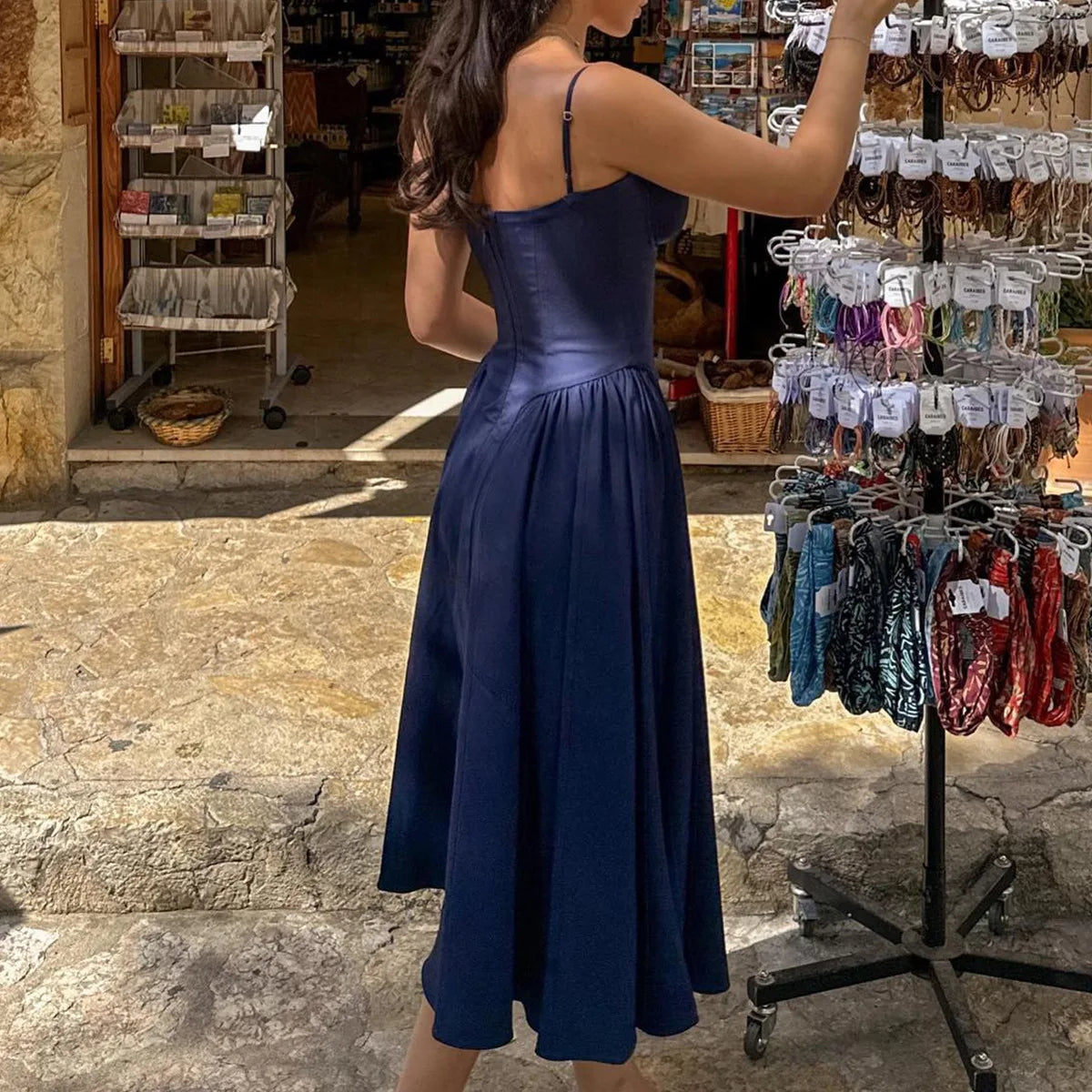 Suninheart Spaghetti sangle robes de soirée d'été 2025 nouveautés Fit et Flare robe mi-longue élégante robe de Date de nuit rouge