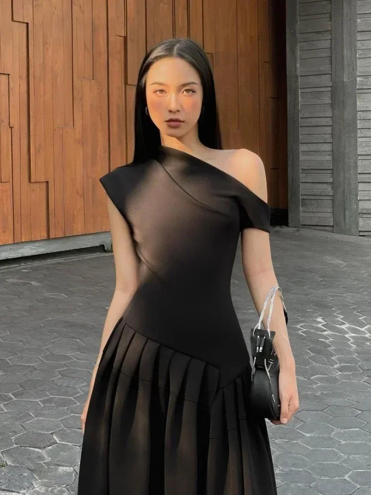 Robe longue cintrée à col incliné sans bretelles pour femmes, monochromatique, taille en fibre, robe trapèze, vêtements pour femmes, nouvelle mode, printemps, été, 2025