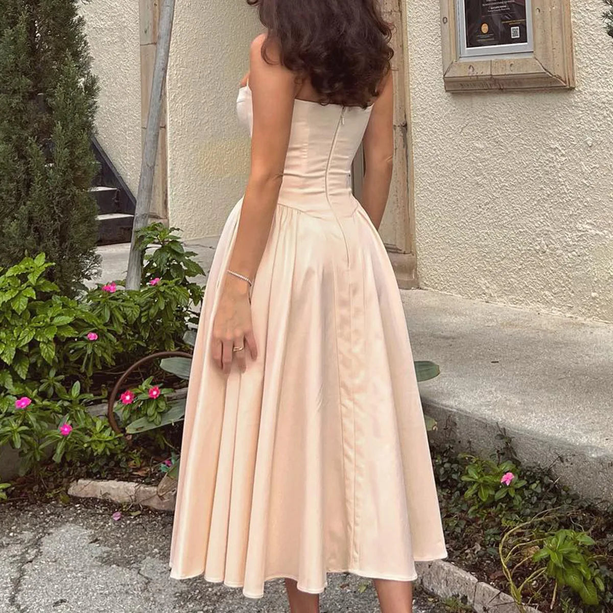 Suninheart Spaghetti sangle robes de soirée d'été 2025 nouveautés Fit et Flare robe mi-longue élégante robe de Date de nuit rouge