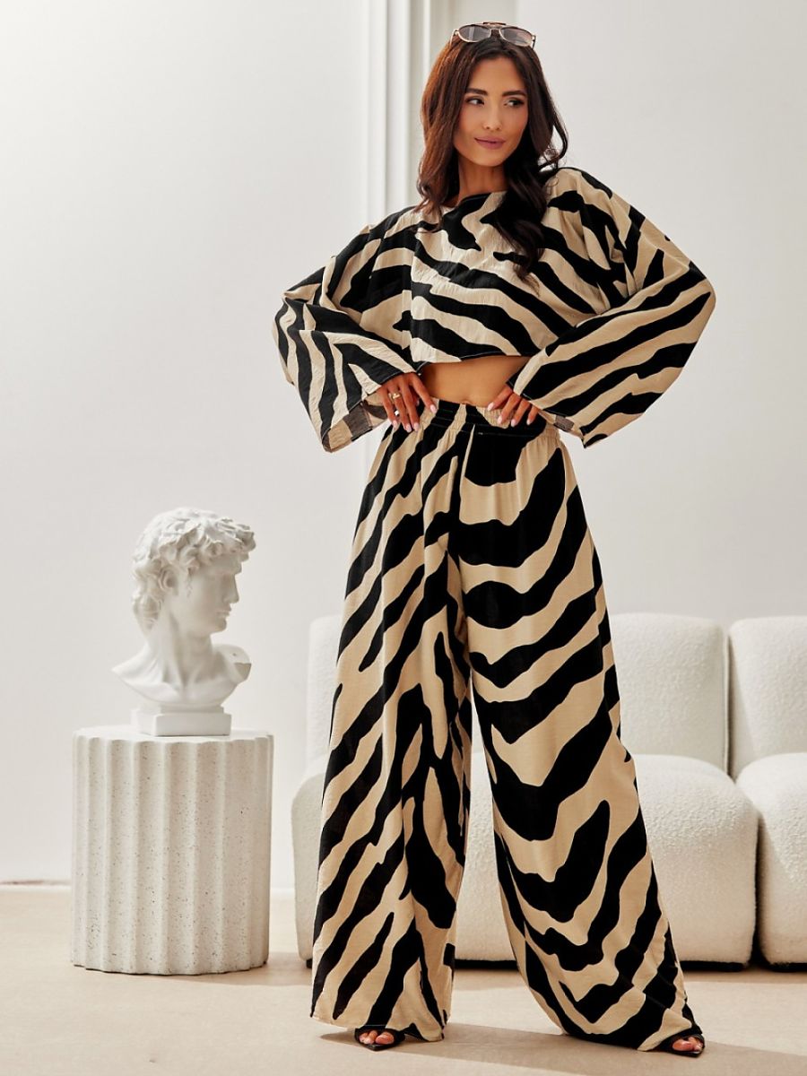 Women trousers model 214533 Roco Fashion-0